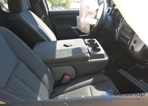 2017 Nissan Titan Sv z USA, uszkodzony, nr VIN 1N6AA1CJ1HN576266